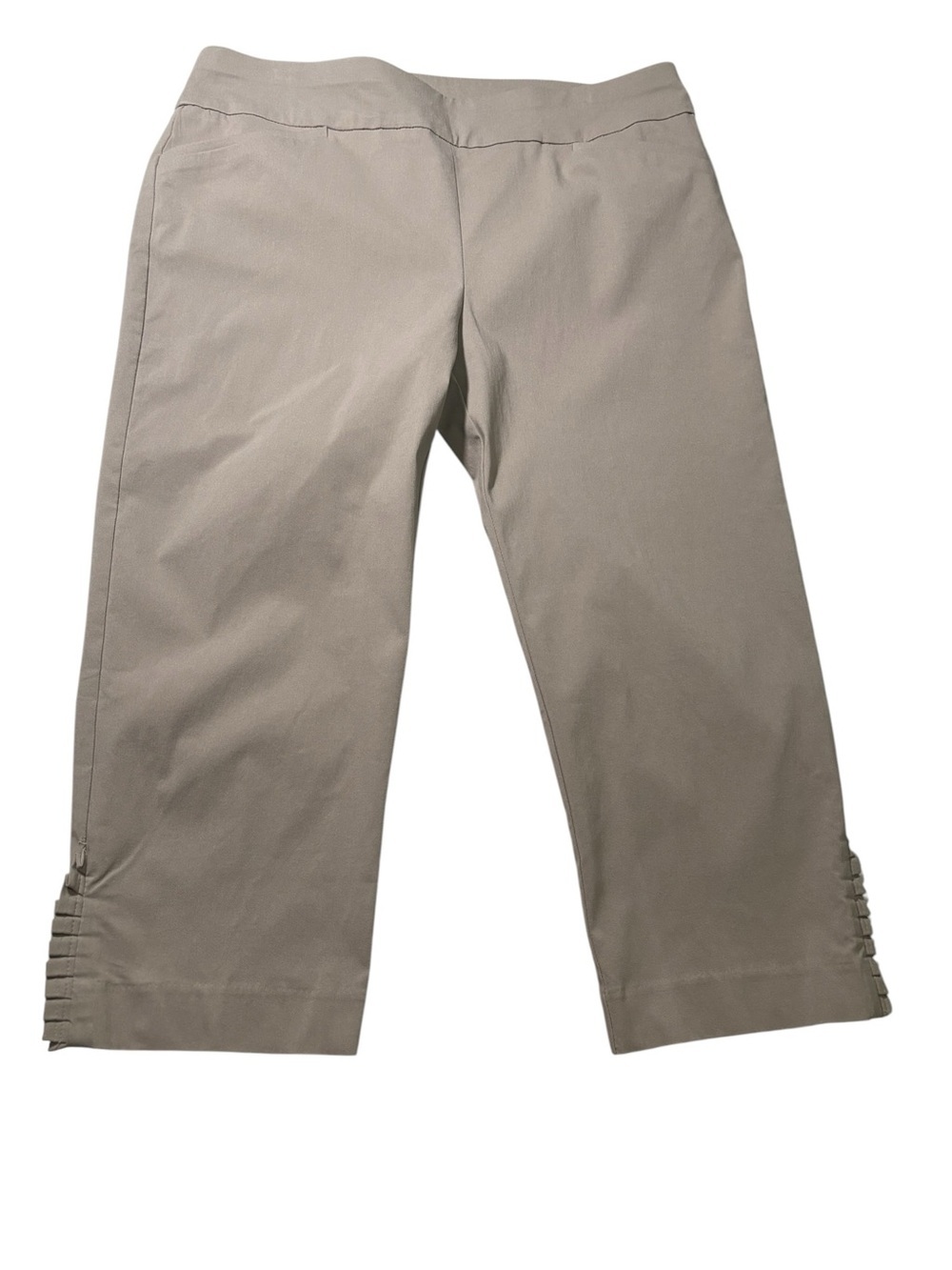 Chico’s Perfect Stretch Capri Pants Size 2.5 US 14 Pull-On Classic Quiet Luxury